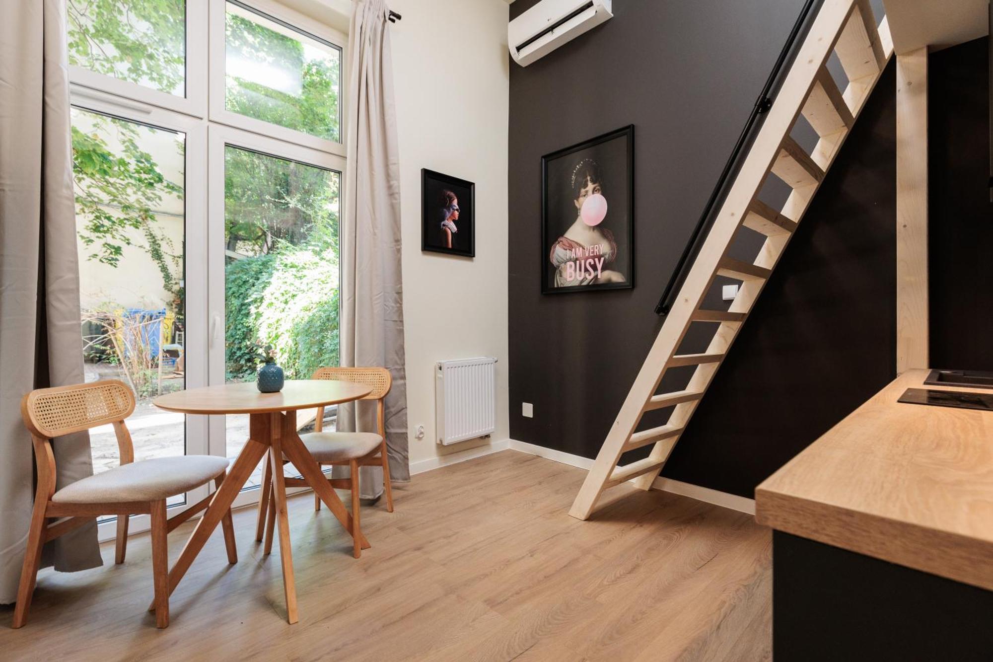 Krowoderska 55 - By Upstairs Kraków Exteriör bild